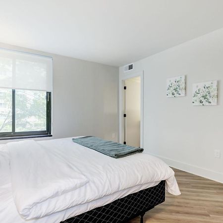2Br Executive Apartment With Spacious Layout Arlington Buitenkant foto